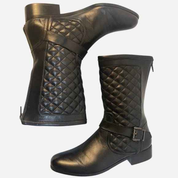 Black Leather Quilted Boots Mid Calf Minimalist Moto Style Back Zip 7.5 EUC - Picture 11 of 11